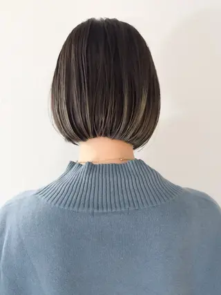 ショート カラー ヘアアレンジ ミニボブ/ブリーチ 🌈MISATOのヘアスタイル