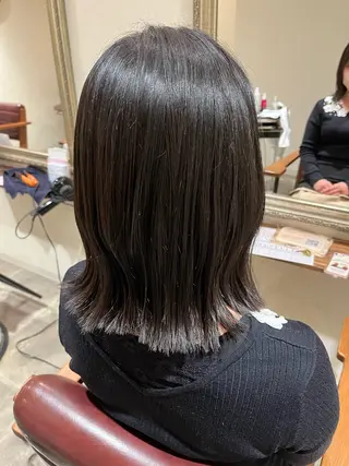 ミディアム 西川 舞彩のヘアスタイル