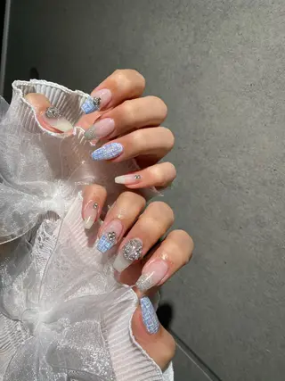 ネイル I-nailロング /ワンホン/キラキラのネイルデザイン