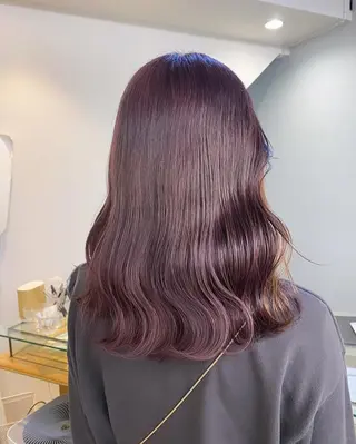 ロング カラー パーマ ヘアアレンジ メンズ キッズ ネイル マツエク・マツパ アイブロウ 暖色系/透明感 治野心のヘアスタイル