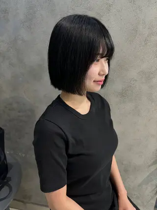 ショート カラー ヘアアレンジ ボブ/透明感ベージュ 🫧クルミ🌟のヘアスタイル