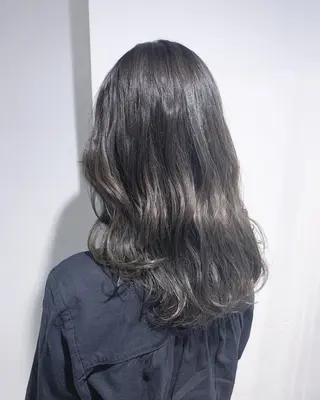 セミロング カラー SALOWIN 札幌大通り店所属・🏆ウルフ/レイヤー 指名No.1山口圭佑のヘアスタイル