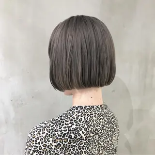 ショート カラー ニシオカ タクヤのヘアスタイル