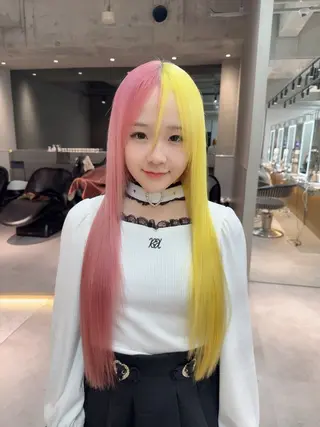 ロング カラー ヘアアレンジ ARIA💎縮毛矯正 ブリーチ💎複雑履歴のヘアスタイル