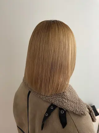 ミディアム 🎀ボブ+ハイトーン シュカ👶🏻のヘアスタイル