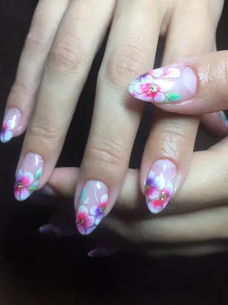 ネイル nail salon 7☺︎2所属・nail salon 7☺︎2のネイルデザイン