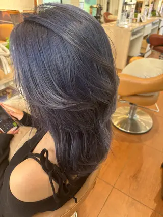 ミディアム カラー 後田 玲奈のヘアスタイル
