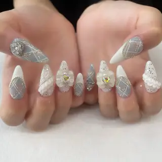 ネイル 💎🐰 saki. m 🐰💎のネイルデザイン