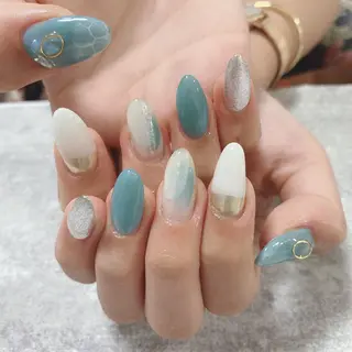 ネイル レ ティリンのネイルデザイン