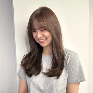 ロング 絹髪矯正/艶カラー /透明感/石田桃子のヘアスタイル