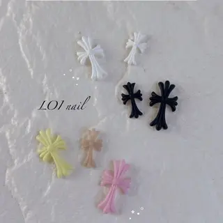 LOI nail monaのネイルデザイン