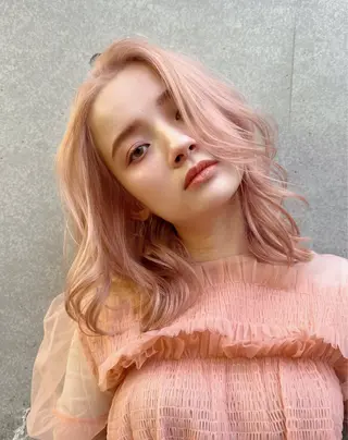 ミディアム カラー ❤️アヤカ Wカラー ボブ レイヤー❤️のヘアスタイル