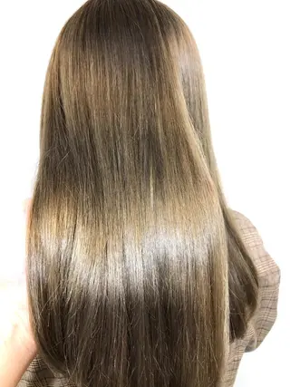 ロング カラー 浦山 和之のヘアスタイル