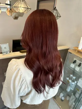 ロング カラー 粂田 美友のヘアスタイル