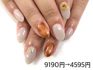 ネイル ネイルR新百合ヶ丘店所属・ネイルR 新百合ヶ丘のネイルデザイン