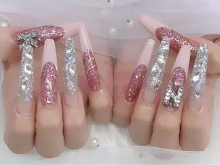 ネイル Mio_ Noiranailのネイルデザイン