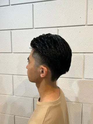 ショート 相澤 拳のヘアスタイル