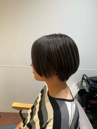 ショート ショート／ミニボブ マンツーマン/マユコのヘアスタイル