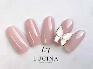 ネイル 新橋 ルキナ スタッフのネイルデザイン