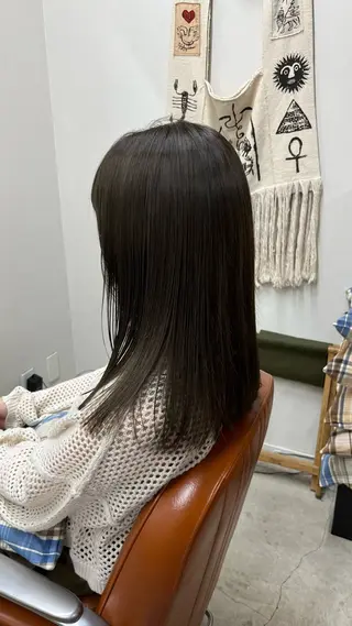 セミロング カラー HI所属・【HI】 樋口莉乃のヘアスタイル