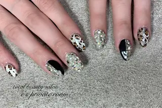 ネイル LAVISH nail salonのネイルデザイン