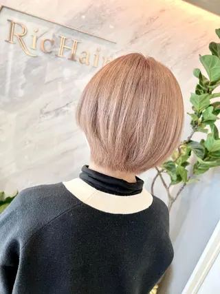 ショート ブリーチ毛に縮毛矯正 ✨カラー✨山田 正幸のヘアスタイル