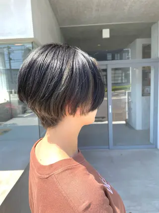 ショート カラー 柴田泰秀sotti. 髪質改善/ブリーチのヘアスタイル