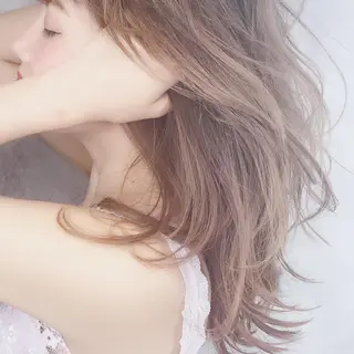 セミロング カラー AUBE shinjuku所属・ア イカのヘアスタイル