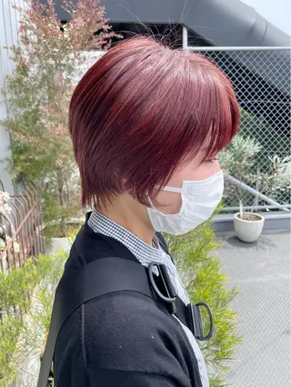 ショート 岡田 恭明のヘアスタイル