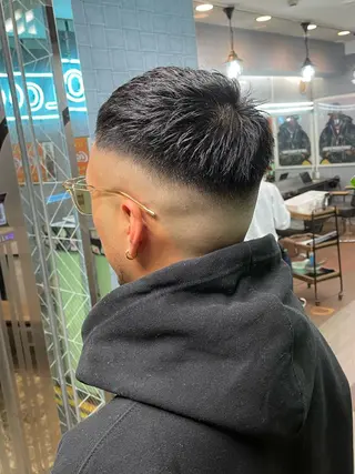 メンズ Le'a所属・渋谷/フェード/ 國分 翔のヘアスタイル