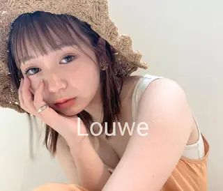 ミディアム カラー レイヤー　べージュ 白石研太のヘアスタイル