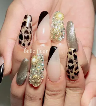 ロング ネイル Belle fleurのネイルデザイン