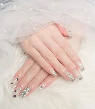 ネイル lucky nail 歌舞伎町のネイルデザイン