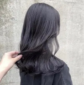 セミロング カラー レイヤーの魔術師 𓍼takumi𓍼のヘアスタイル