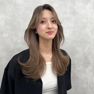 セミロング カラー レイヤー/艶カラー /韓国ヘア/高松のヘアスタイル