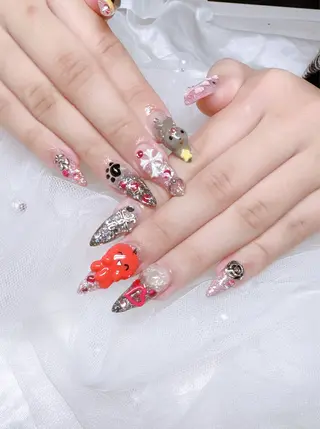 ネイル 高島 夏海のネイルデザイン