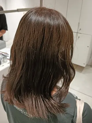 ミディアム 優 ／表参道のヘアスタイル