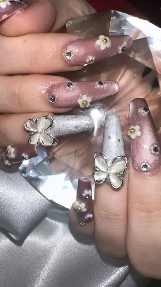 セミロング 🌿YOKOSUKA NAILS⚓️のネイルデザイン