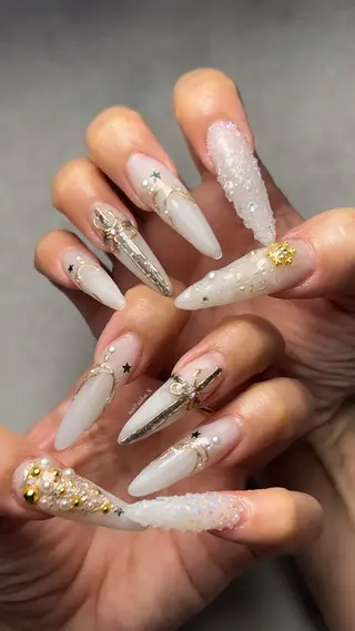 ネイル 関山 志乃のネイルデザイン