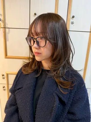 ミディアム レイヤーカット 木村詩織のヘアスタイル