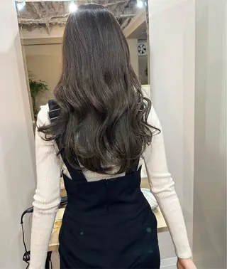 ロング カラー Kamie 三宮のヘアスタイル