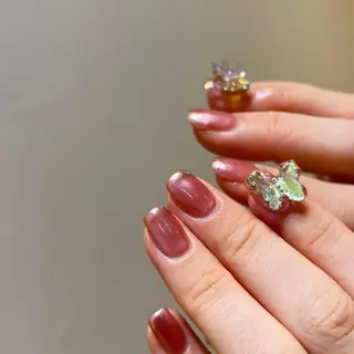 ネイル 新井 ひなののネイルデザイン