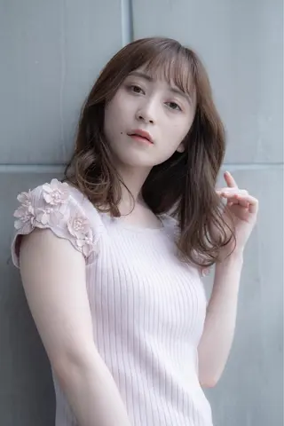 セミロング たなか ちあきのヘアスタイル