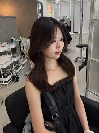 セミロング MAHO/透明感カラ ー/髪質改善🍒のヘアスタイル