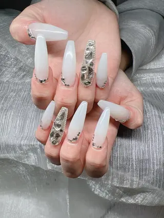 ネイル Lee Nailsのネイルデザイン