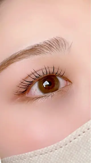 マツエク・マツパ aveuglant所属・aveuglant 加藤久佳のマツエク・マツパデザイン