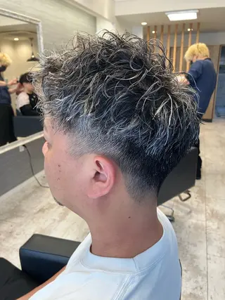 カラー パーマ メンズ メンズ特化/パーマ/ フェードWATARUのヘアスタイル