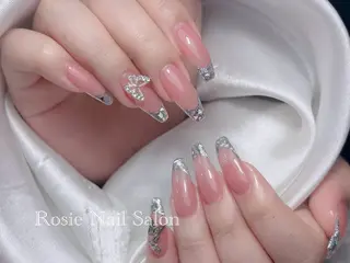 ネイル Rosie Nail サロン南越谷のネイルデザイン