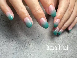 ネイル EmaNail新大阪所属・nailist 🍊Linaのネイルデザイン