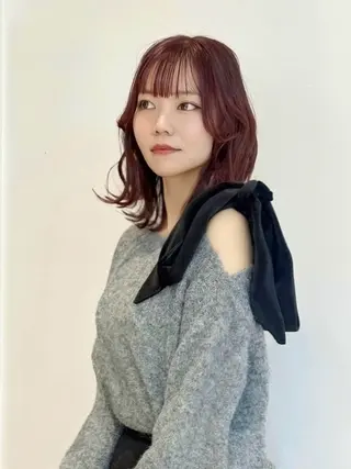 ミディアム リカロヘアー所属・堂脇 瑚白のヘアスタイル